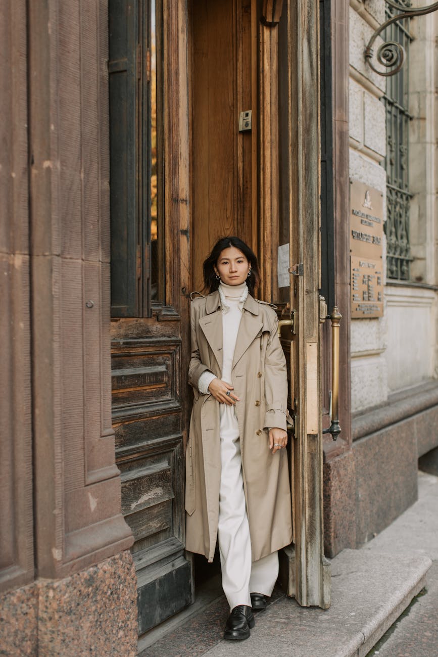 How to Dress in Classic Style: The Ultimate Fashion&nbsp;Guide