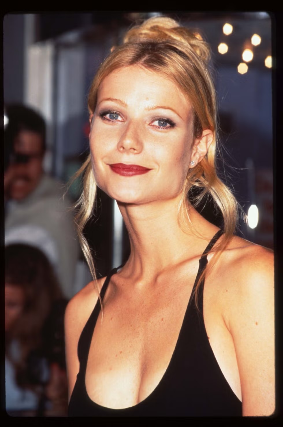 Best 90s Hairstyles: Iconic Celebrity Hair Trends Making a&nbsp;Comeback