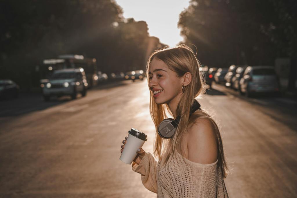 Vain-ish Review: Bec Judd and Jess Roberts Make Beauty Gossip Fun, Funny, and Totally&nbsp;Relatable-ish