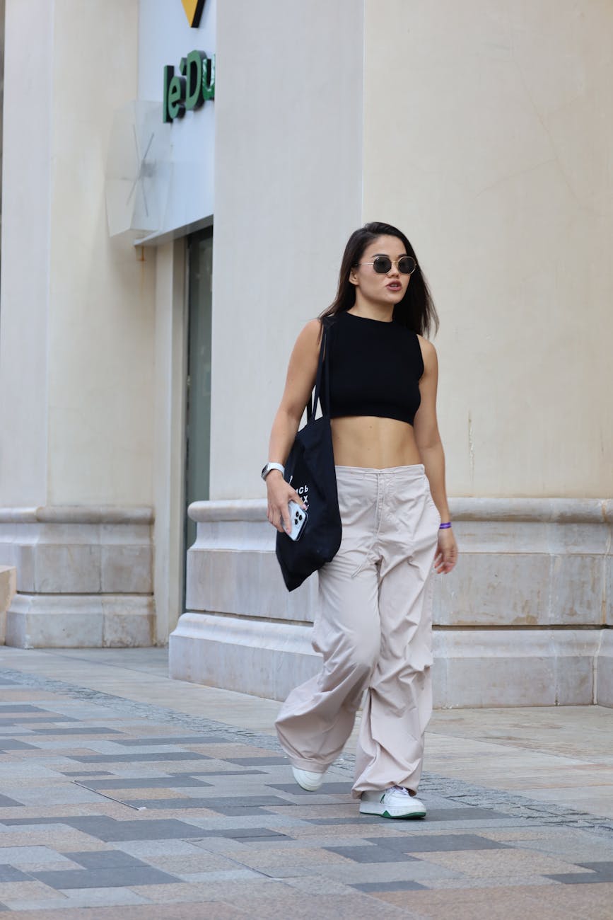 Why Trends Can Make You Feel Frumpy (And What to Wear&nbsp;Instead)