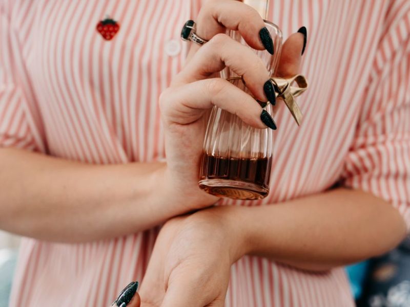 Forget the Signature Scent: Why Stylish Women Are Building a Fragrance&nbsp;Wardrobe